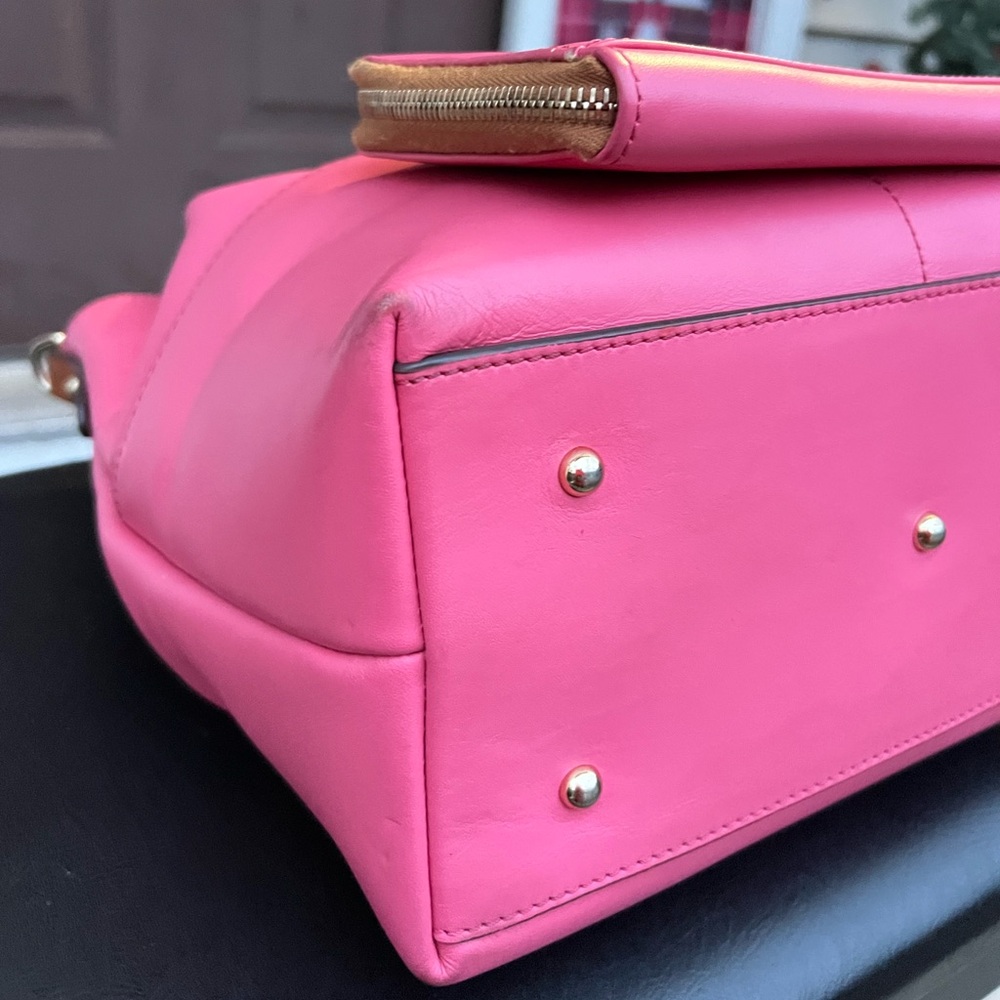 DOONEY AND BOURKE SET OF DAWSON PINK PURSE AND WRISTLET - Picture 10 of 15